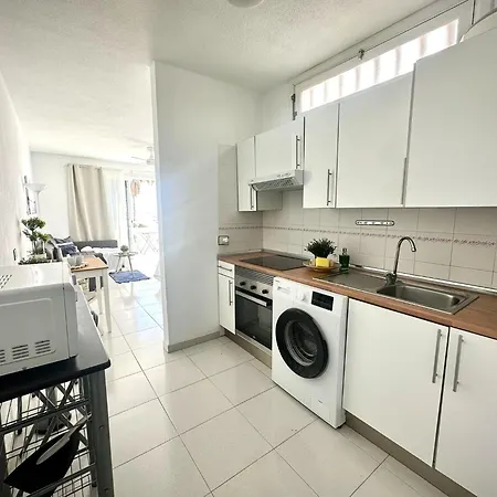 Island Village Sunset By Deihu Experiences