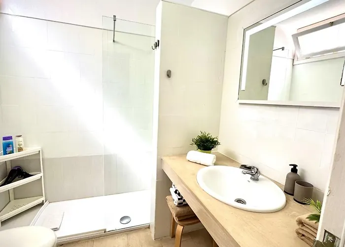 Island Village Sunset By Deihu Experiences Appartement *