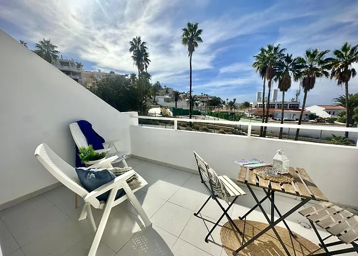 Island Village Sunset By Deihu Experiences Апартаменти *